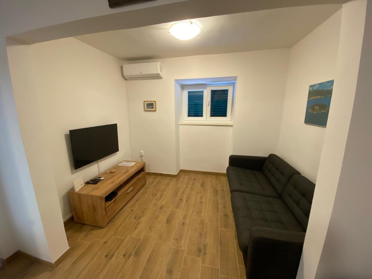 Holiday Home Olea Punat Exterior foto