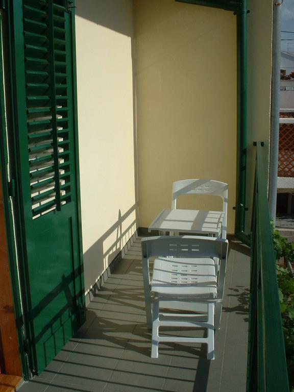 Holiday Home Olea Punat Exterior foto